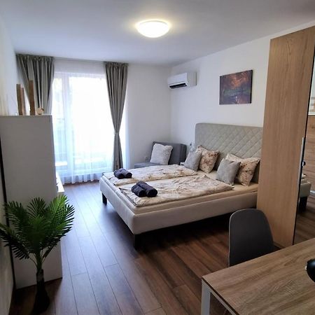 Luxury Quiet Apartment In The City Center Plovdiv Exterior foto