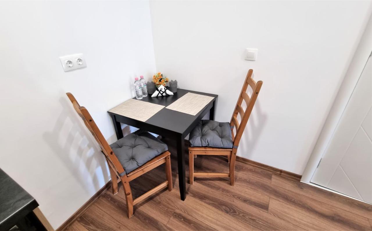 Luxury Quiet Apartment In The City Center Plovdiv Exterior foto