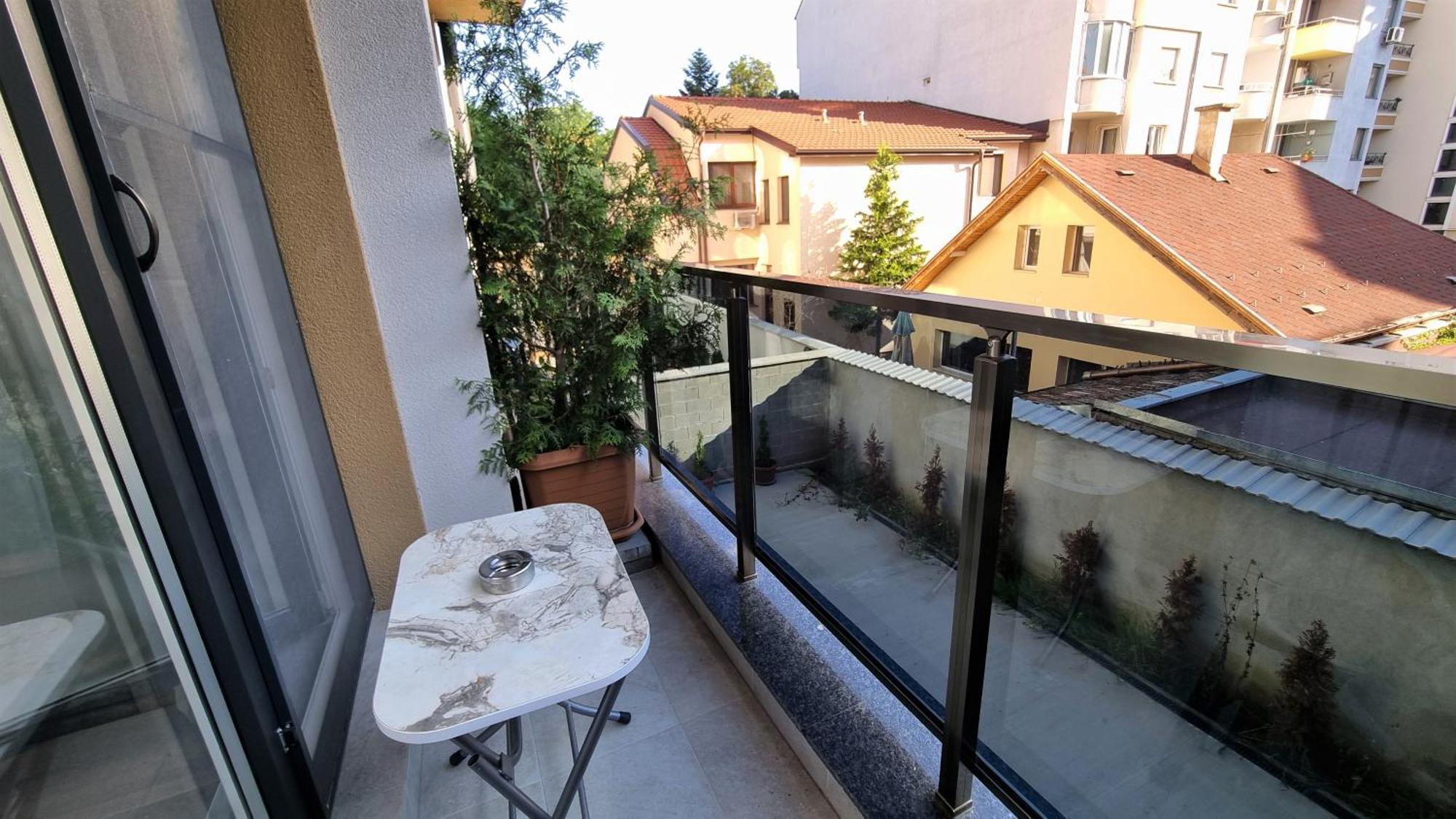 Luxury Quiet Apartment In The City Center Plovdiv Exterior foto